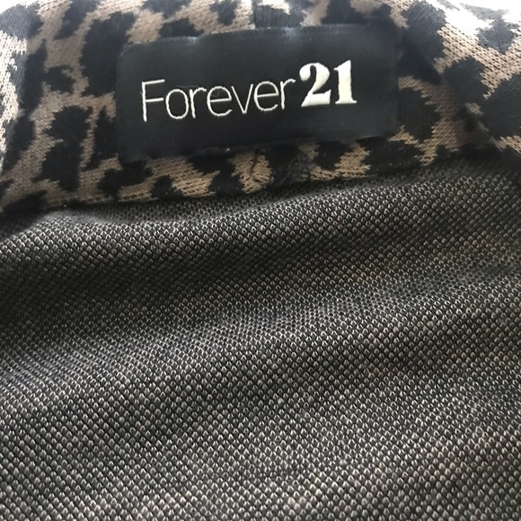 FOREVER 21 Cheetah Print Sweater/ Cardigan - Picture 3 of 3